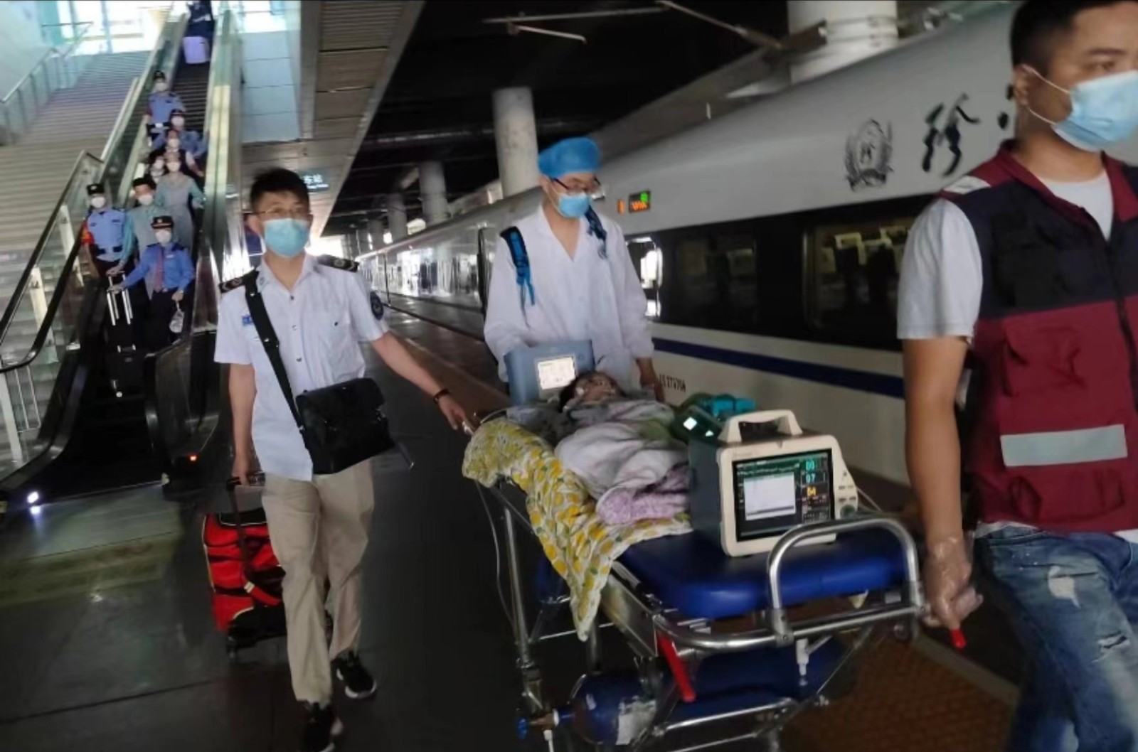 安泽县高铁转运公司